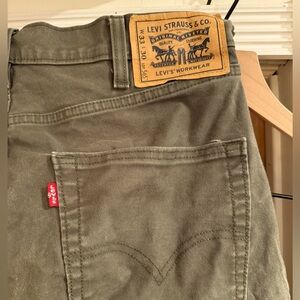 Levi’s carpenter pants